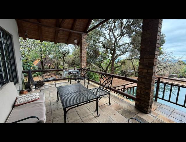 4 BEDROOM HOUSE TO LET IN STEILTES